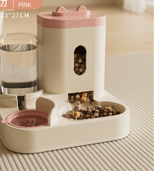 Verwöhnen Sie Ihre Haustiere mit unserer innovativen Katzen- und Hundefutterstation