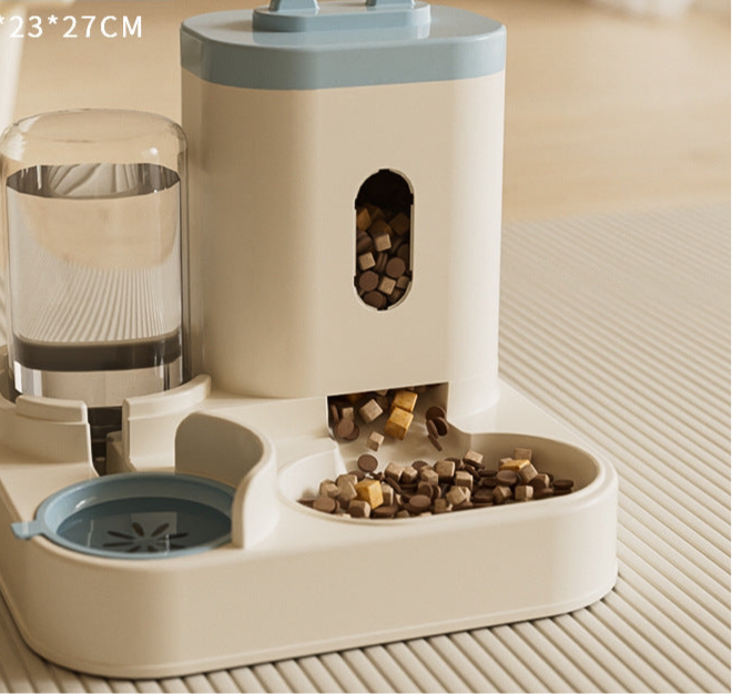 Verwöhnen Sie Ihre Haustiere mit unserer innovativen Katzen- und Hundefutterstation