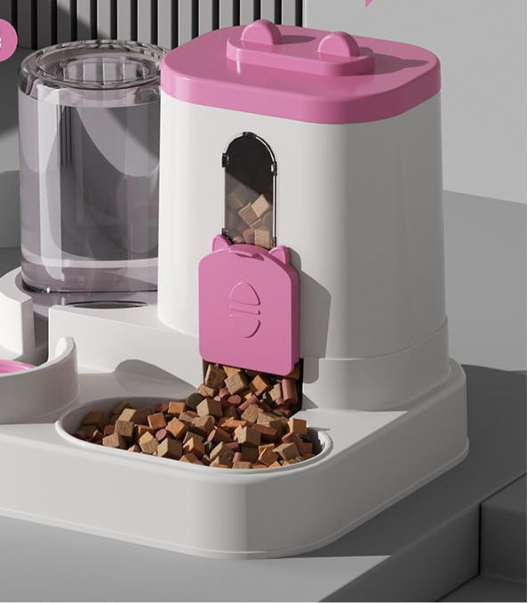 Verwöhnen Sie Ihre Haustiere mit unserer innovativen Katzen- und Hundefutterstation